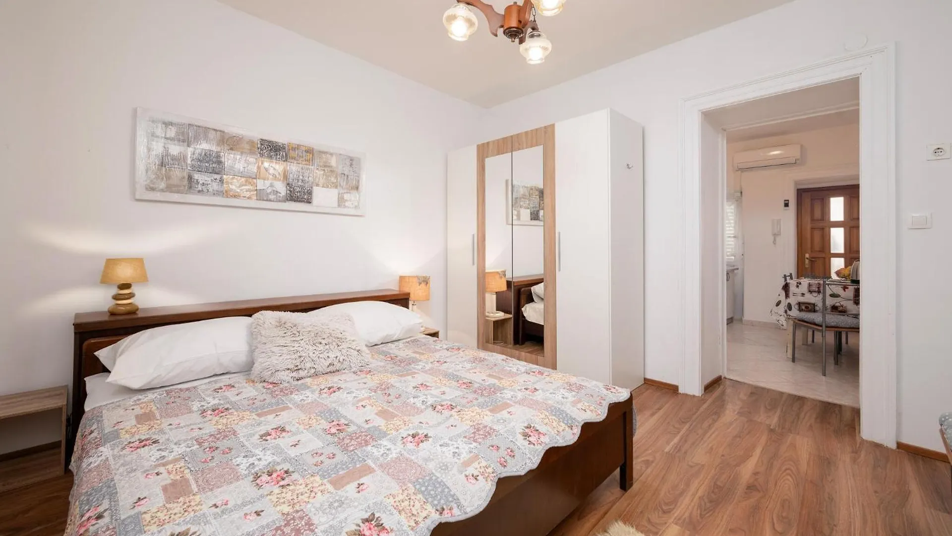Pet Friendly Apartment In Pula With Wifi 0*,  Croatia